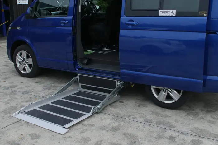 Cassette (underfloor) Hoist on ground beside van