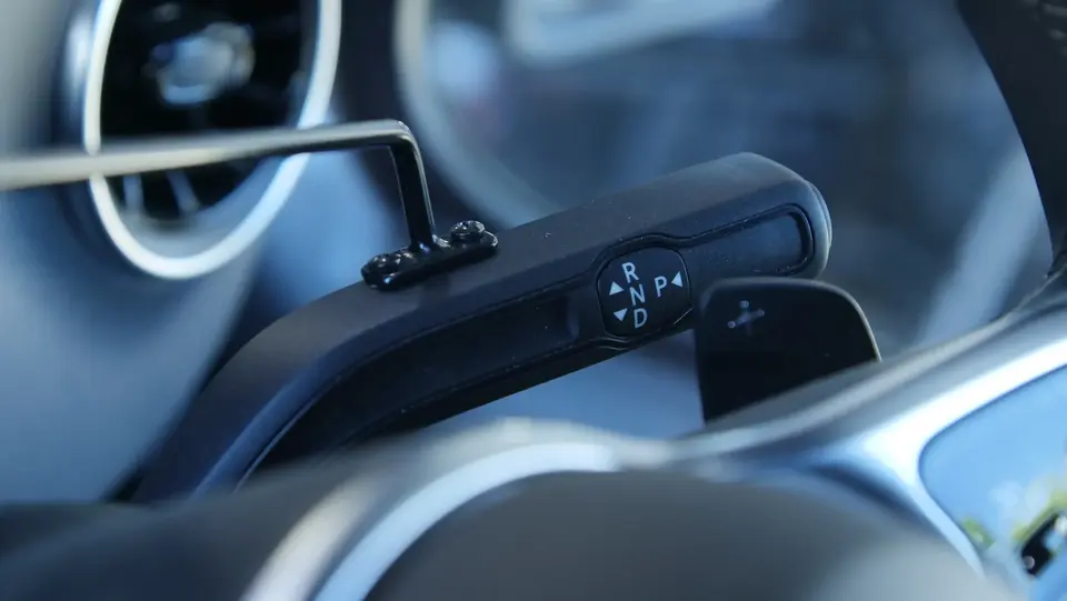 Close up of lever on indicator