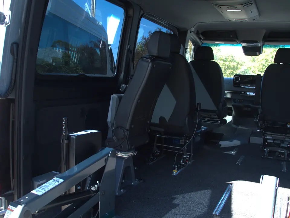 Pivot seat in van turned sideways